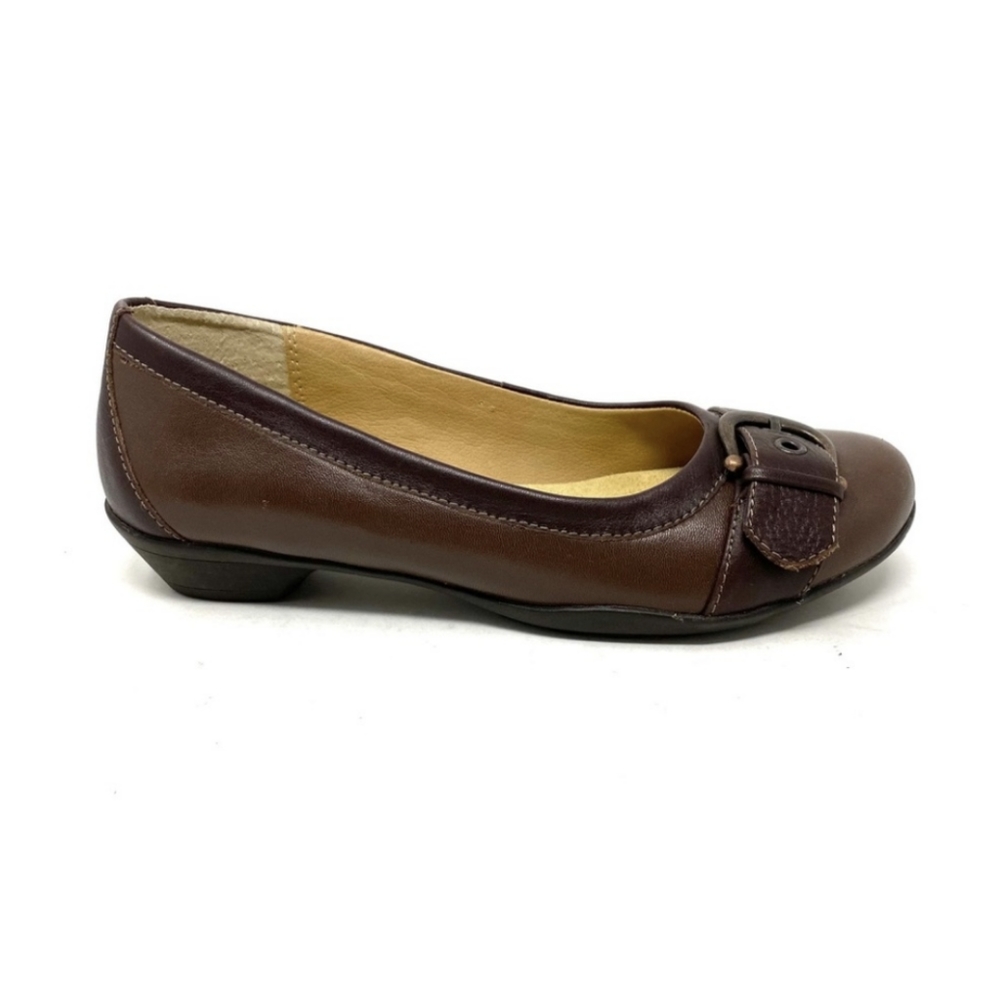 Softspots Presto Root Brown leather flats NARROW